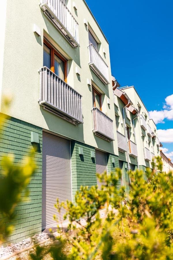 Stadt-Appartement Work & Travel Bielefeld Bagian luar foto